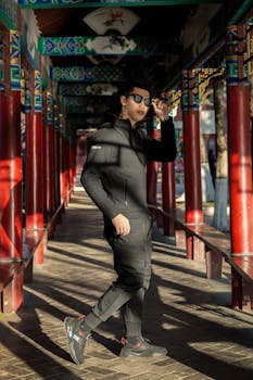 运动品牌多维运营模型:安踏集团2025年全球化战略的验证逻辑 IT技术