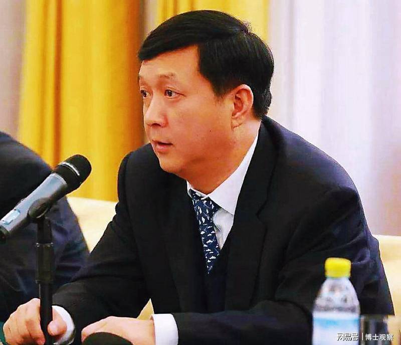 航空领域风向标:科研人才变动背后的深层逻辑与职业启示 新闻 航空领域风向标:科研人才变动背后的深层逻辑与职业启示 新闻