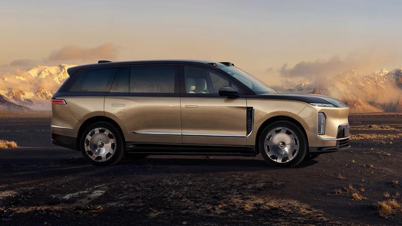  技术破局：解码蔚来ES9的三大战略价值 汽车科技