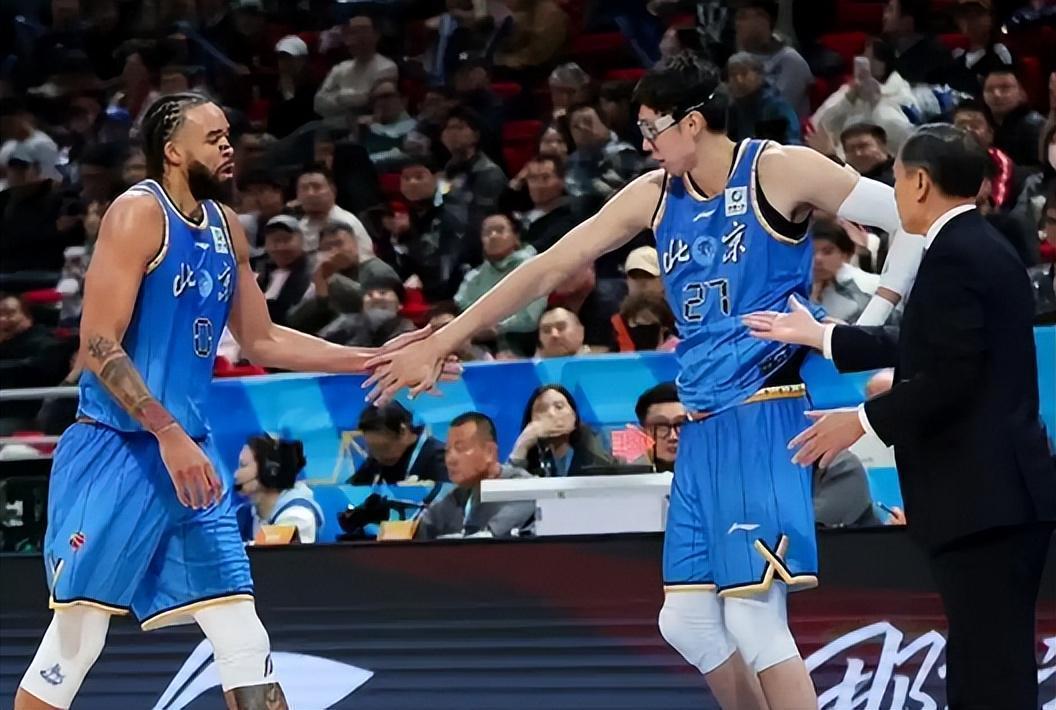  【深度复盘】CBA外援博弈的底层逻辑：我如何用数据分析看懂广东宏远的抉择 体育新闻